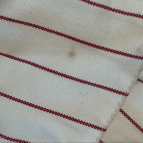 Ann Booth sleek dress, creme w red pin stripes - Picture 4 of 6